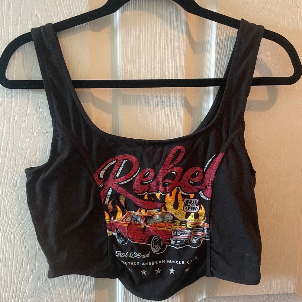 Rebel Crop top